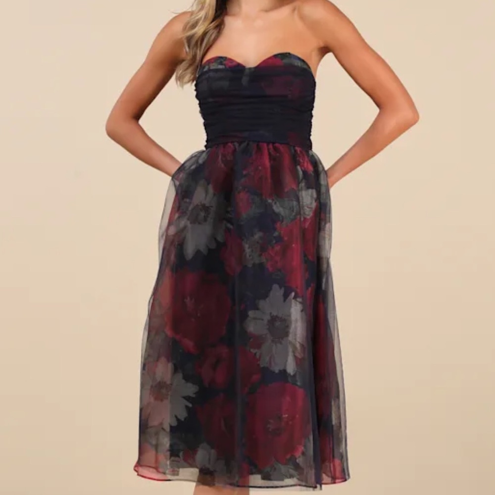 Lulu's Strapless Floral Midi Dress